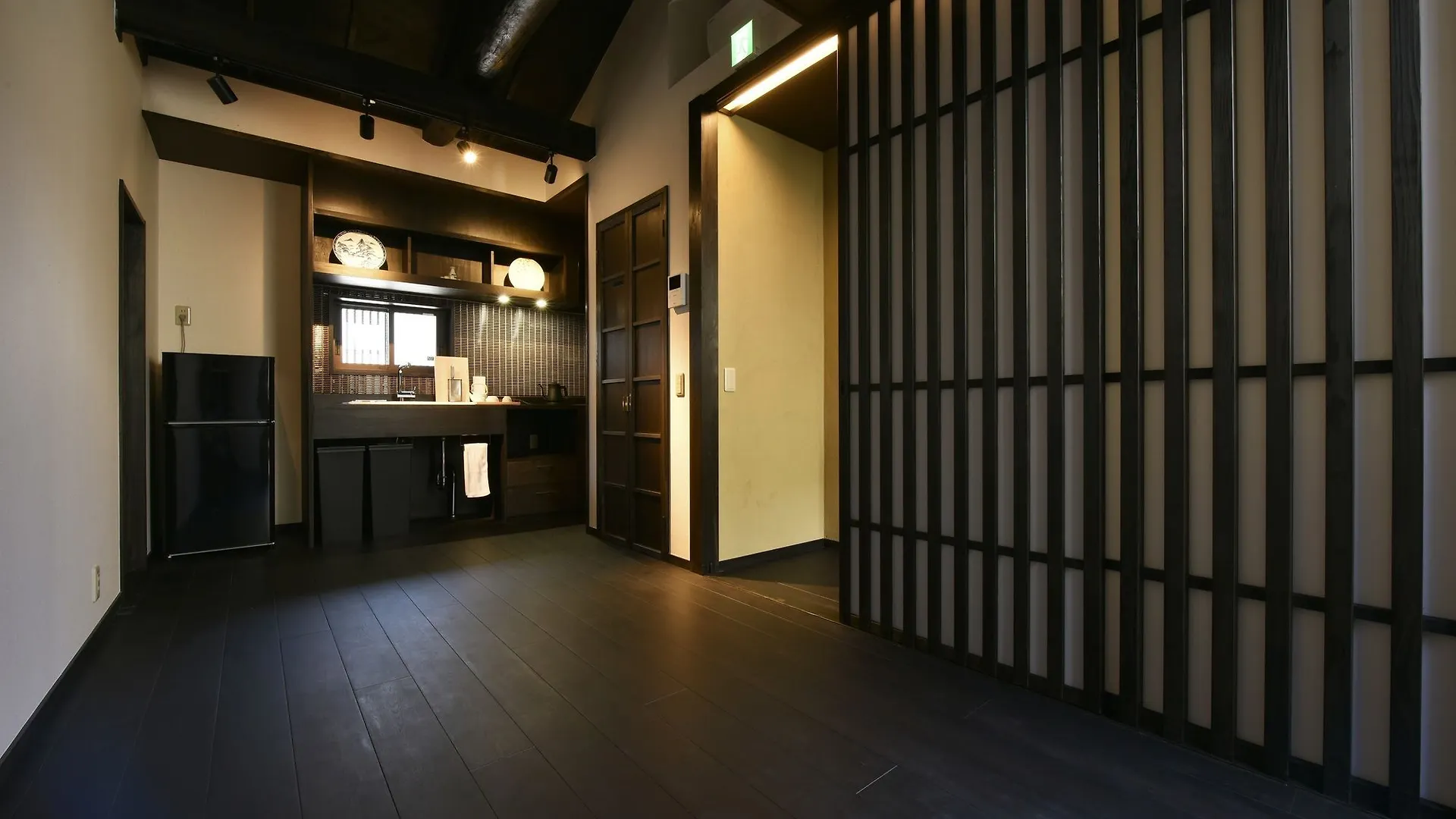 Shibashi Umeyacho Apartment Kyoto Japan